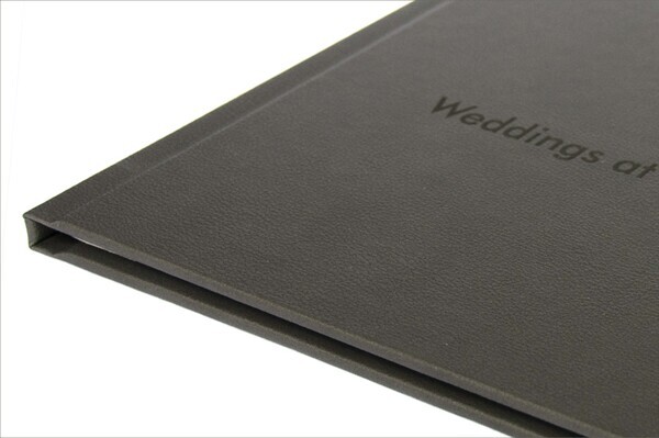 Libro | Hardback Book with a Leatherette Cover