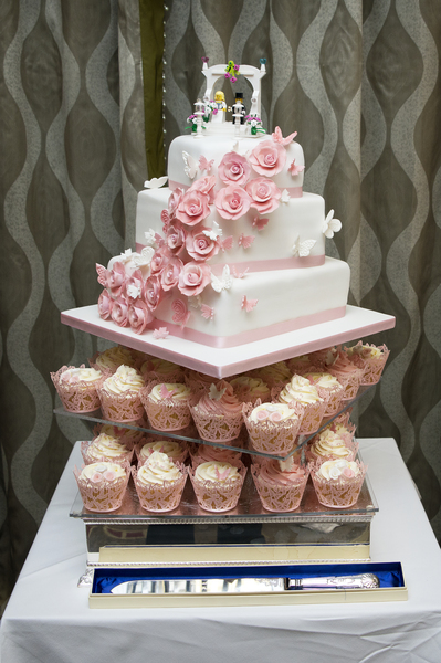Baked by Butterflies | Wedding Cakes | Hungerford Berkshire